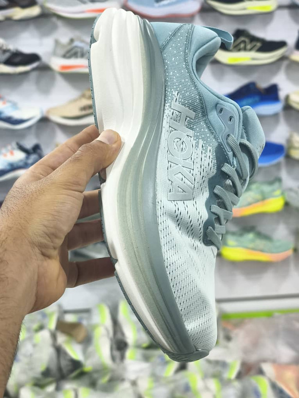 کتونی مسترکوالیتی هوکا باندی 8 Hoka bandi8سایز۴۰ الی ۴۵ساخت ویتنام وارداتی فروش تکی و عمده ضمانت اصالت کالا