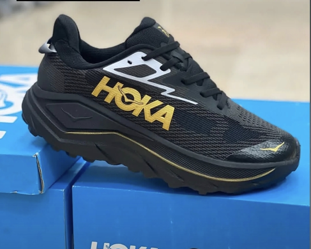 کتونی هوکا چلنجر۸ مسترکوالیتیhoka challenger 8ساخت ویتنام وارداتی سایز ۴۰الی ۴۵ بالاترین کیفیت بازار ضمانت اصالت کالا