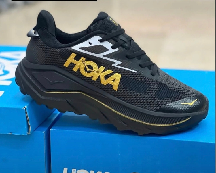 کتونی هوکا چلنجر۸ مسترکوالیتیhoka challenger 8ساخت ویتنام وارداتی سایز ۴۰الی ۴۵ بالاترین کیفیت بازار ضمانت اصالت کالا