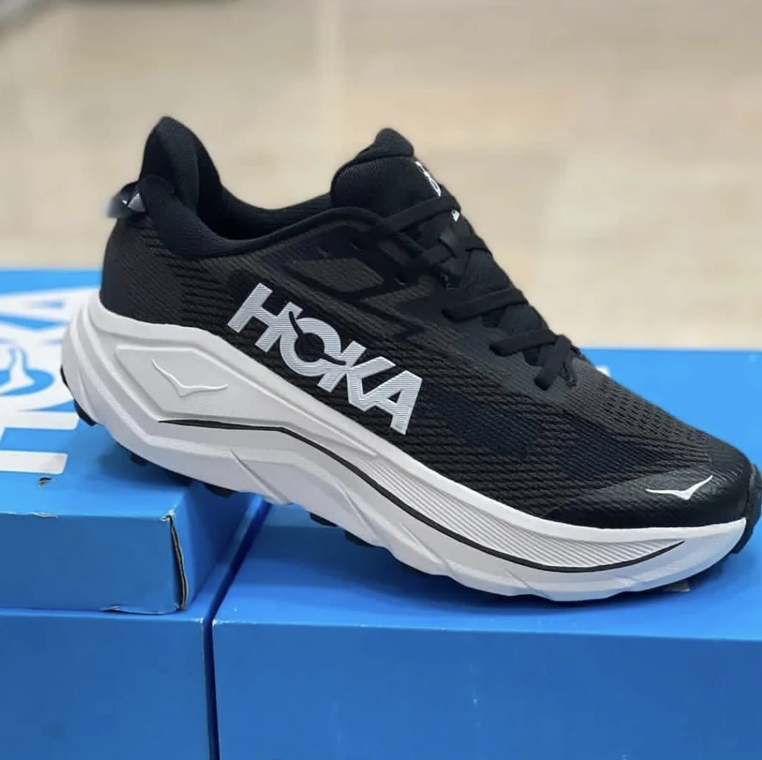 کتونی هوکا چلنجر۸ مسترکوالیتیhoka challenger 8ساخت ویتنام وارداتی سایز ۴۰الی ۴۵ بالاترین کیفیت بازار ضمانت اصالت کالا