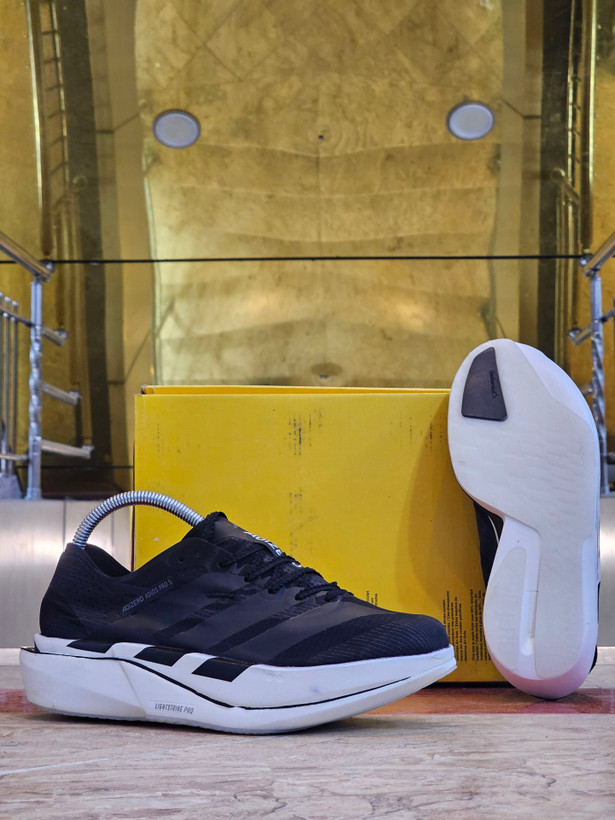 کتونی آدیداس آدی زیرو پرو ۵مسترکوالیتیAdidas adizero pro 5ساخت ویتنام وارداتی سایز۴۰ الی ۴۵ ضمانت کیفیت کالا فروش تکی و عمده