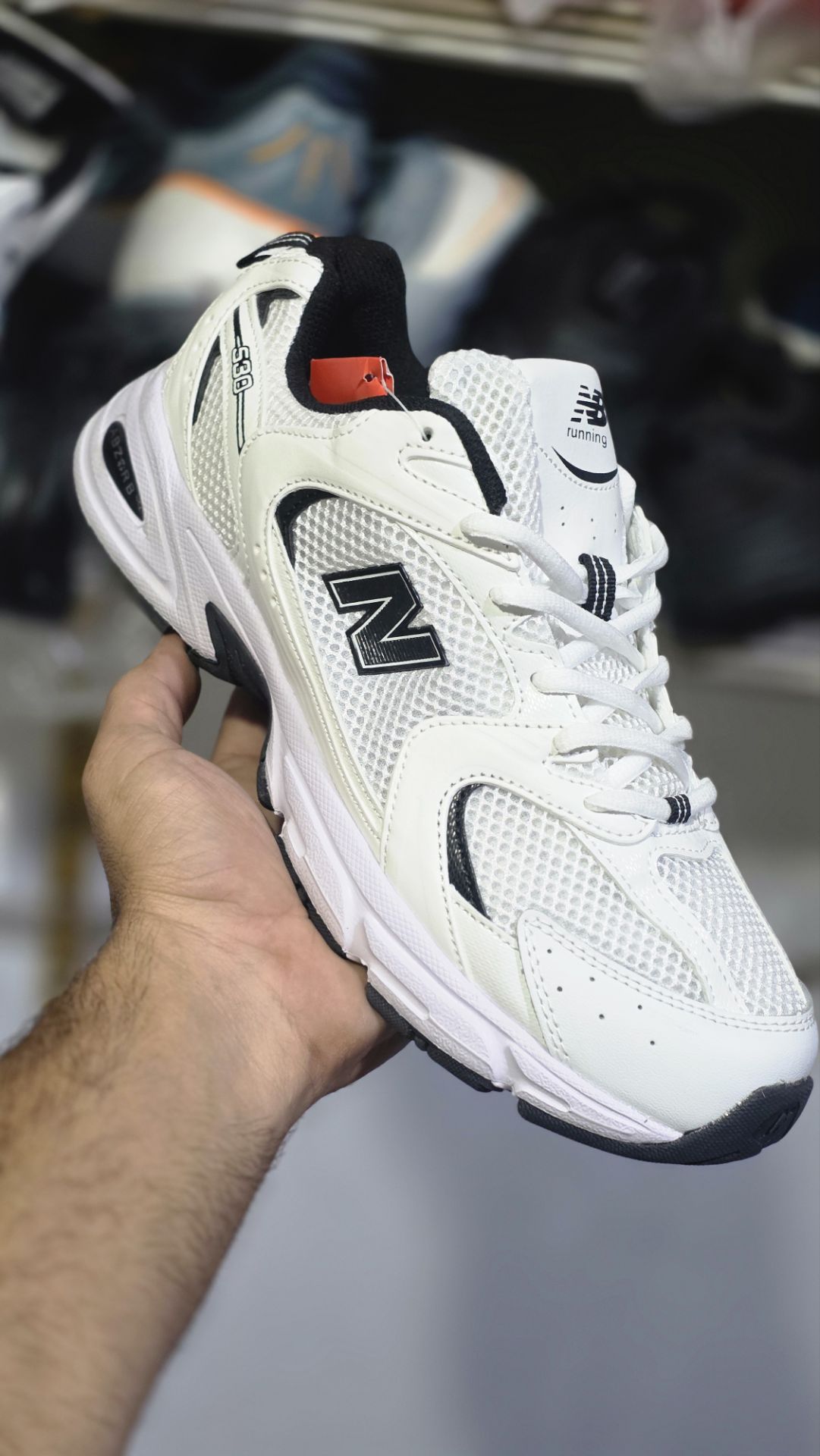 کتونی نیوبالانس ۵۳۰مسترکوالیتی Newbalance 530ساخت ویتنام وارداتی سایز۳۷ الی ۴۵فروش تکی و عمده ضمانت اصالت کالا بالاترین کیفیت درجه ۱