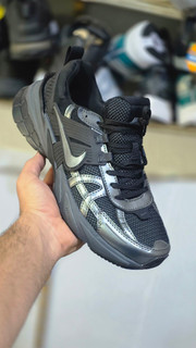 کتونی نایک وی تو کی Nike V2k Runساخت ویتنام وارداتی سایز 40_43فروش تکی و عمده ضمانت اصالت کالا بالاترین کیفیت درجه ۱