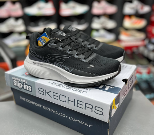 کتونی اسکیچرزمکث کوشن پروپالشن Skechers Max Cushioning Propulsionوارداتی ساخت ویتنام سایز ۴۰ الی ۴۵فروش تکی و عمده ضمانت و کیفیت کالا