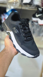 کتونی اسکیچرز مکس پروتکتSkechers Max Protect Goodyearساخت ویتنام وارداتی سایز ۴۵بالاترین کیفیت مسترکوالیتی Aضمانت اصالت کالافروش تکی و عمده