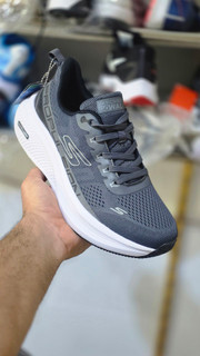 کتونی اسکیچرزمکس کوشن پروپالشن Skechers Max Cushioning Propulsionوارداتی ساخت ویتنام سایز ۴۲فروش تکی و عمده ضمانت و کیفیت کالا