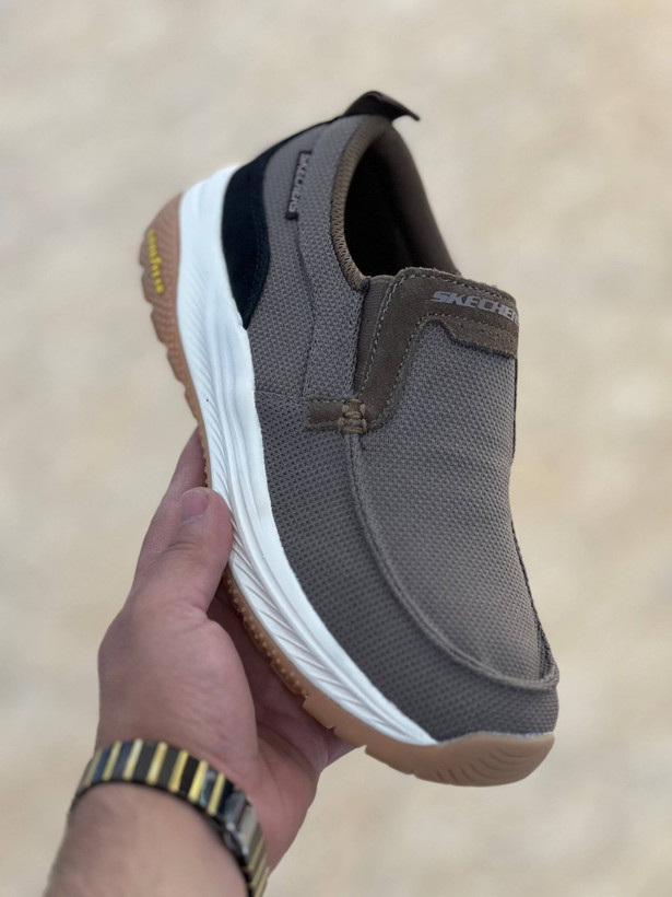 کفش اسکیچرز گودیرSkechers good yearوارداتی ساخت ویتنام سایز ۴۰الی ۴۵ فروش تکی وعمده ضمانت کیفیت کالا