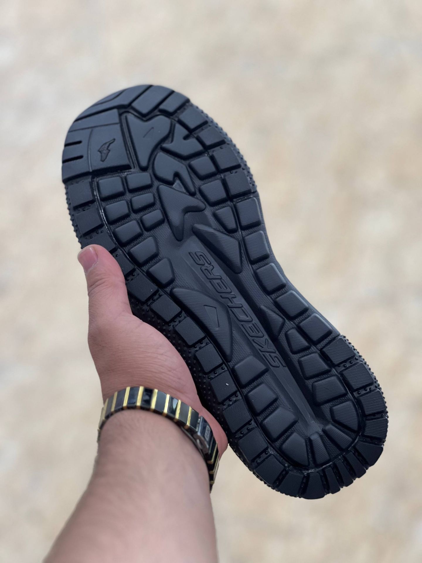 کفش اسکیچرز گودیرSkechers good yearوارداتی ساخت ویتنام سایز ۴۰الی ۴۵ فروش تکی وعمده ضمانت کیفیت کالا