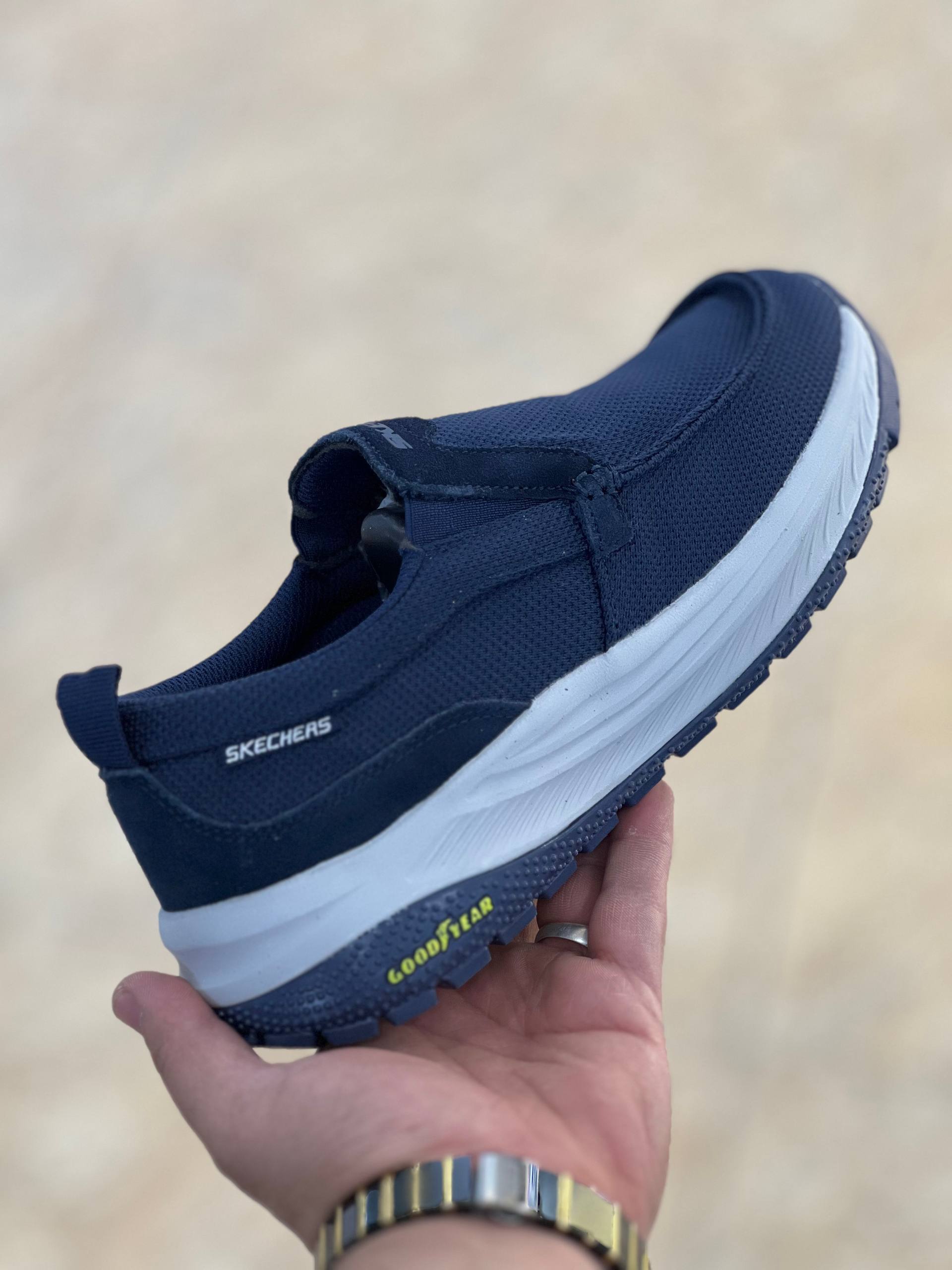 کتونی اسکیچرز گودیرSkechers good yearوارداتی ساخت ویتنام سایز ۴۰الی ۴۵ فروش تکی وعمده ضمانت کیفیت کالا