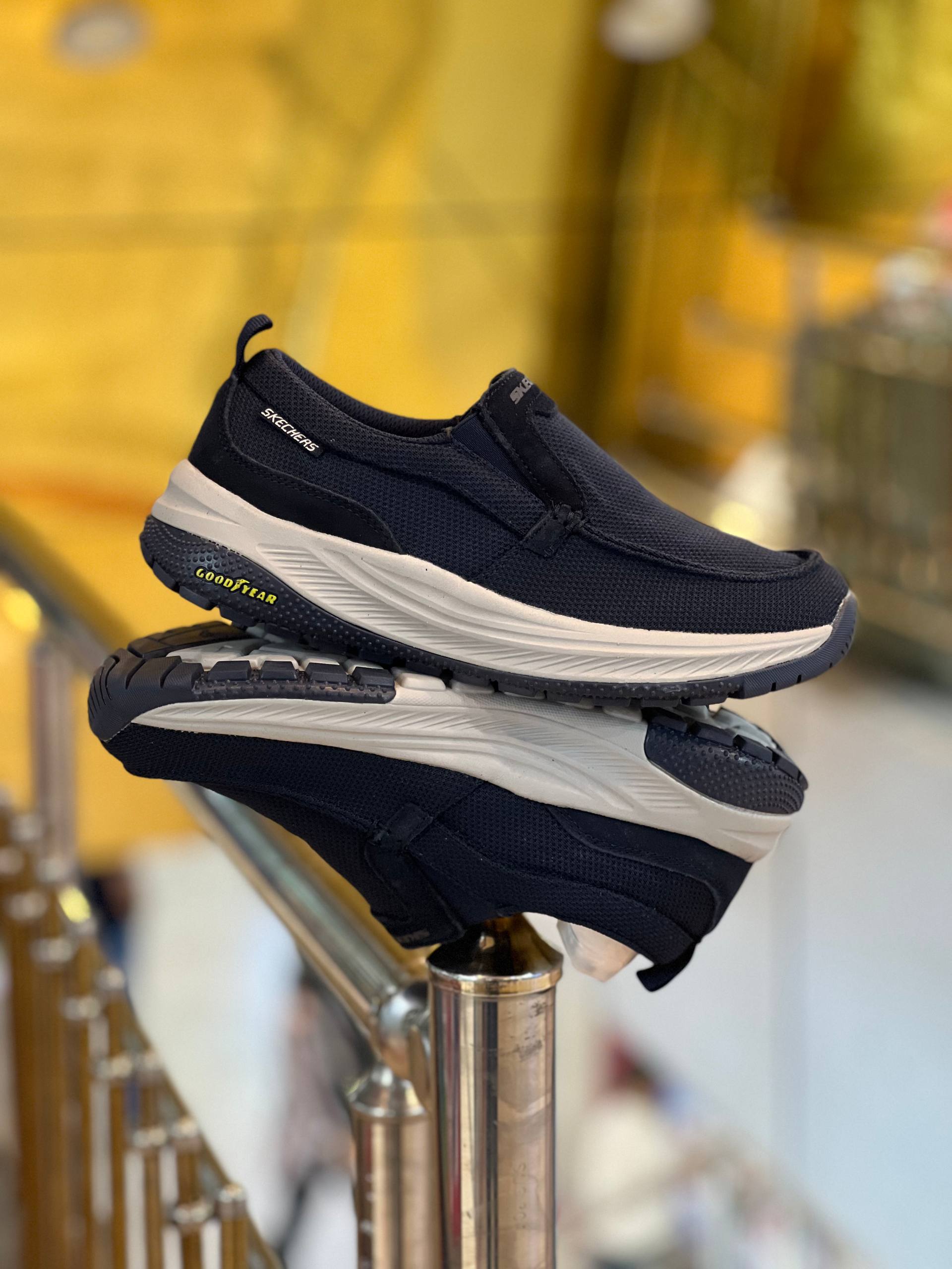 کتونی اسکیچرز گودیرSkechers good yearوارداتی ساخت ویتنام سایز ۴۰الی ۴۵ فروش تکی وعمده ضمانت کیفیت کالا