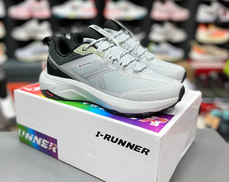کتونی آی رانر گورتکس ضد آب مسترکوالیتی I-RUNNER Hikingساخت ویتنام وارداتی سایز ۴۰ الی ۴۵سبک و مقاوم ضد لغزش فروش تکی و عمده ضمانت اصالت کالا بالاترین کیفیت درجه ۱