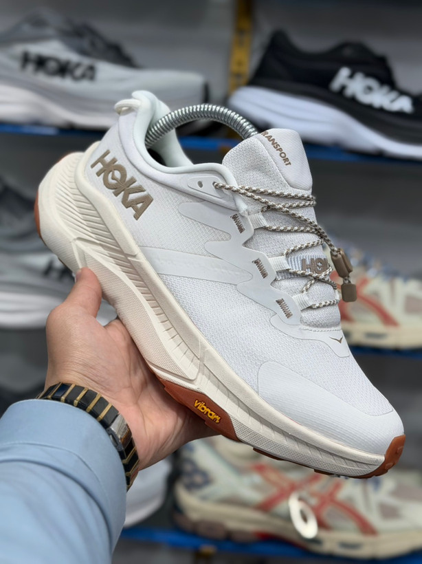کتونی هوکا ترنسپورت مسترکوالیتی HOKA Transport goretexساخت ویتنام وارداتی زیره ویبرام ضد آب کیفیت عالی سایز 40 الی ۴۵فروش تکی و عمده ضمانت کیفیت کالا