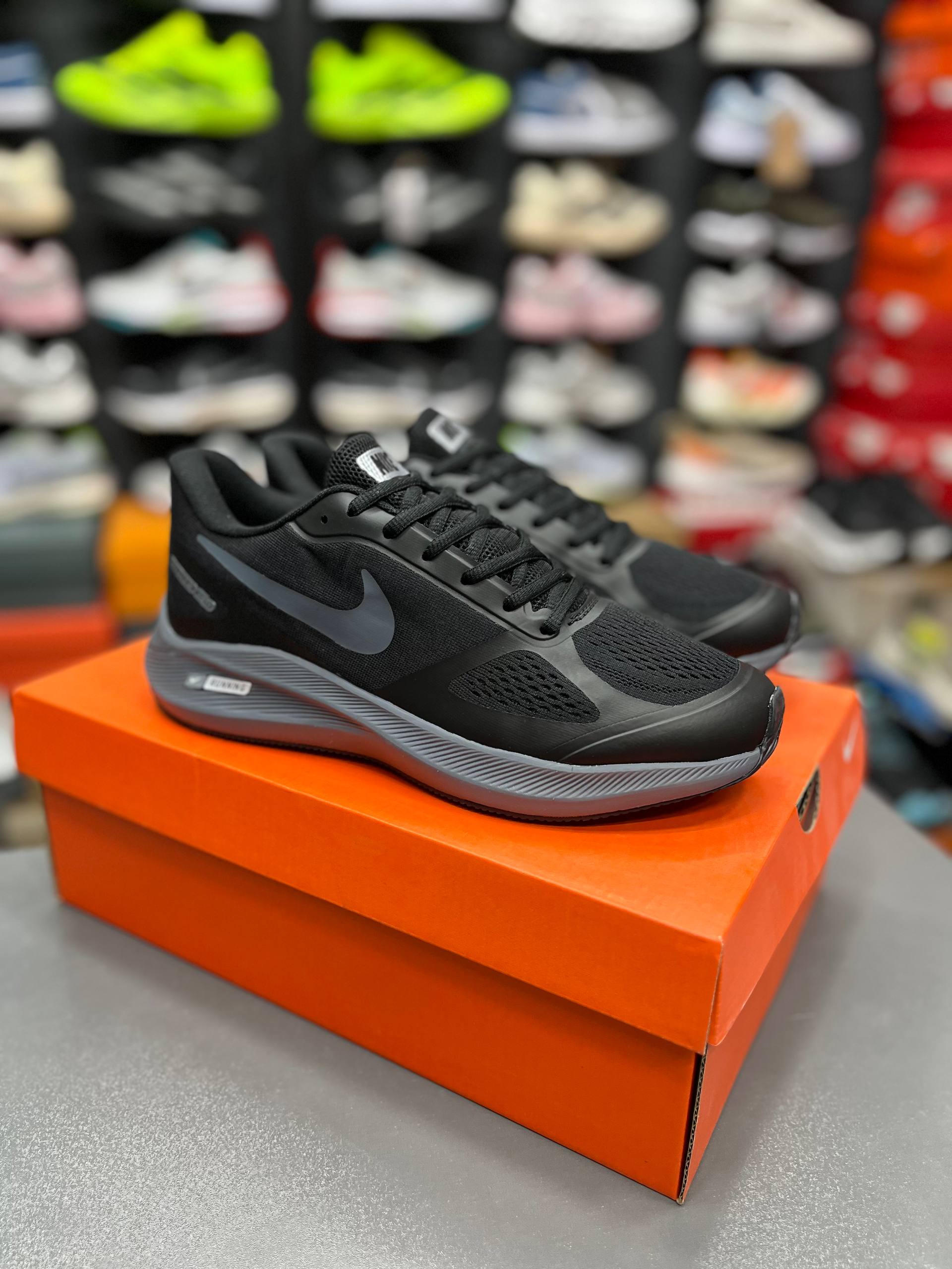 خرید کفش نایک گاید 10۱۰ Nike guideساخت ویتنام وارداتی سایز۳۷ الی ۴۵ ست زنانه و مردانه فروش تکی و عمده ضمانت اصالت کالا بالاترین کیفیت مسترکوالیتی درجه ۱