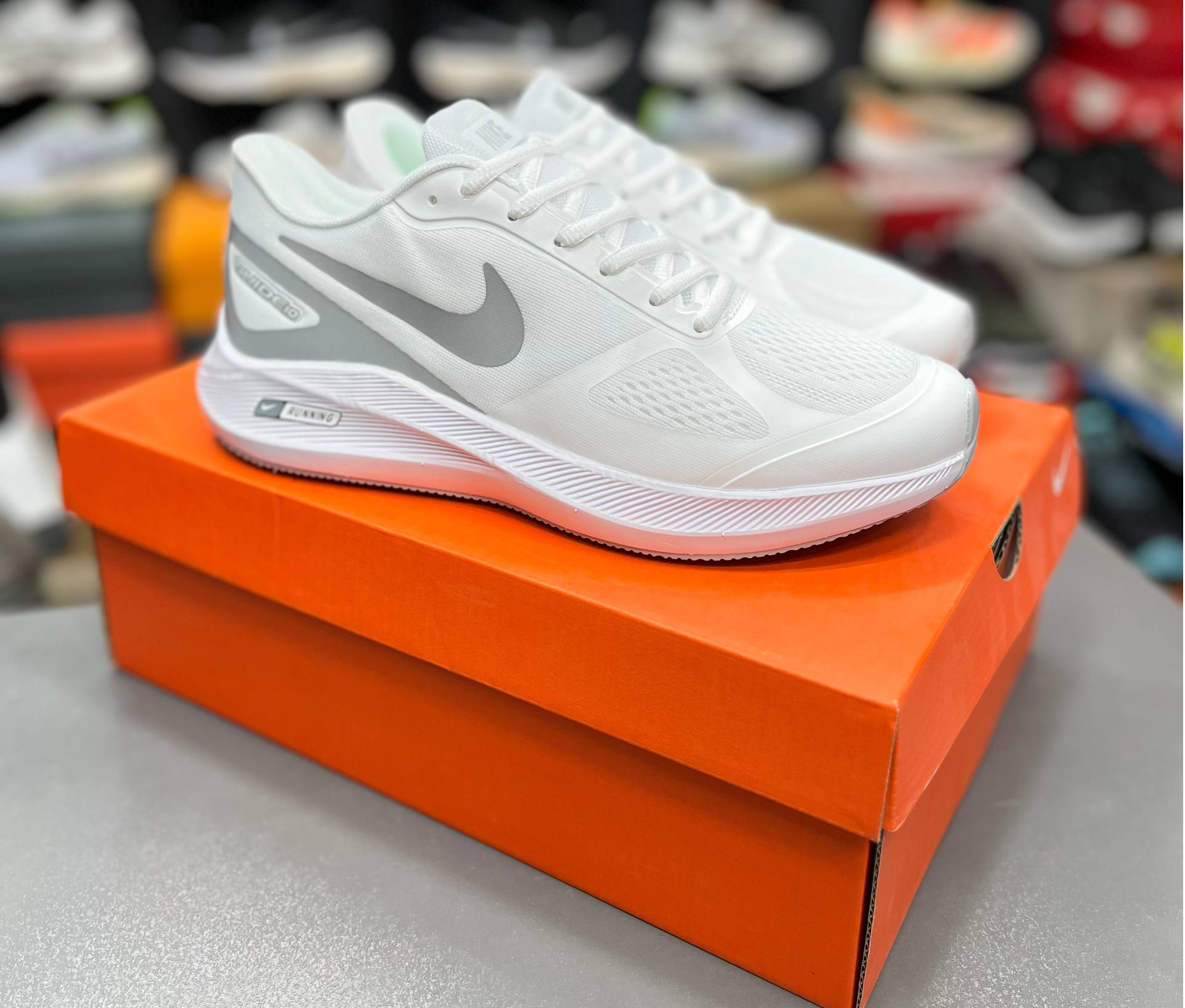 خرید کفش نایک گاید 10۱۰ Nike guideساخت ویتنام وارداتی سایز۳۷ الی ۴۵ ست زنانه و مردانه فروش تکی و عمده ضمانت اصالت کالا بالاترین کیفیت مسترکوالیتی درجه ۱
