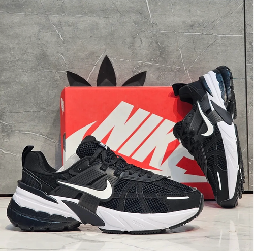 کتونی نایک وی تو کی Nike V2k Runساخت ویتنام وارداتی سایز 37الی۴۵ فروش تکی و عمده ضمانت اصالت کالا بالاترین کیفیت درجه ۱