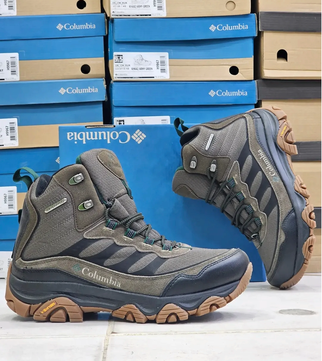 بوت کلمبیا مستر کوالیتی Columbia crestwood waterproofساخت ویتنام وارداتی زیره ویبرام سایز 40 الی 45فروش تکی و عمده ضمانت کیفیت کالا