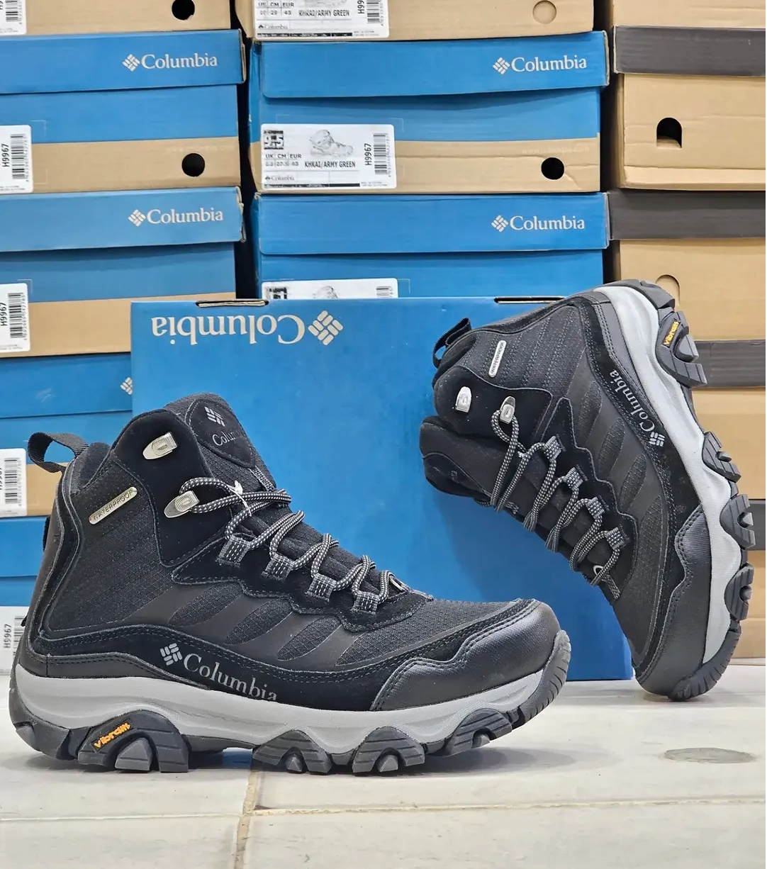 بوت کلمبیا مستر کوالیتی Columbia crestwood waterproofساخت ویتنام وارداتی زیره ویبرام سایز 40 الی 45فروش تکی و عمده ضمانت کیفیت کالا