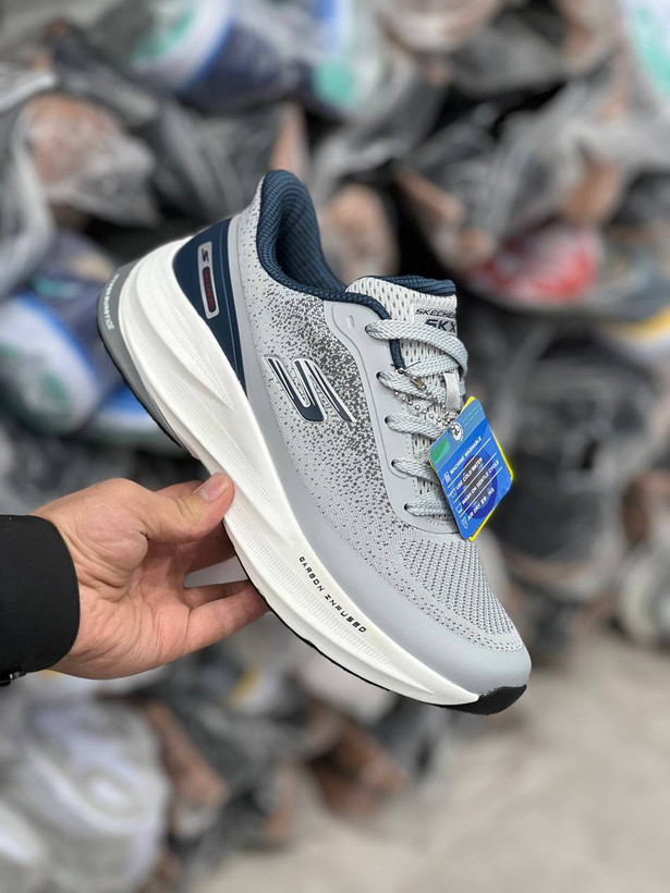 کتونی اسکیچرز هایپر برست کربن مسترکوالیتی skechers Hyper Burst carbonساخت ویتنام وارداتی سایز۴۰ الی ۴۵فروش تکی و عمده ضمانت کیفیت کالا