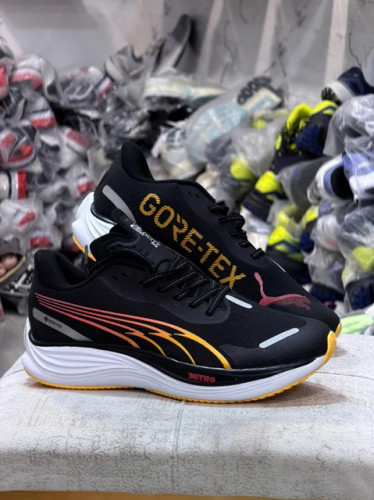 کتونی پوما نیترو گورتکس Puma ForeverRun NITRO Gore-Tex ساخت ویتنام وارداتی سایز۴۰ الی ۴۵ فروش تکی و عمده ضمانت کیفیت کالا