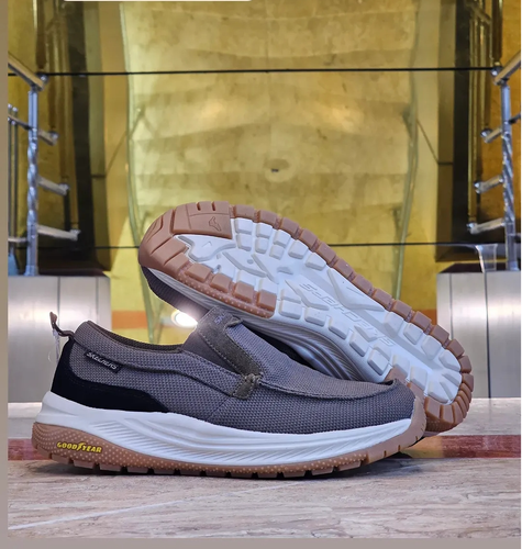 کتونی اسکیچرز اسلیپ Skechers slip lnsساخت ویتنام وارداتی سایز ۴۰الی ۴۵ فروش تکی وعمده ضمانت کیفیت کالا