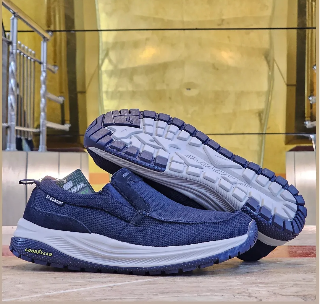 کتونی اسکیچرز اسلیپ Skechers slip lnsساخت ویتنام وارداتی سایز ۴۰الی ۴۵ فروش تکی وعمده ضمانت کیفیت کالا