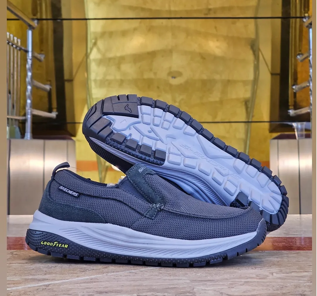 کتونی اسکیچرز اسلیپ Skechers slip lnsساخت ویتنام وارداتی سایز ۴۰الی ۴۵ فروش تکی وعمده ضمانت کیفیت کالا