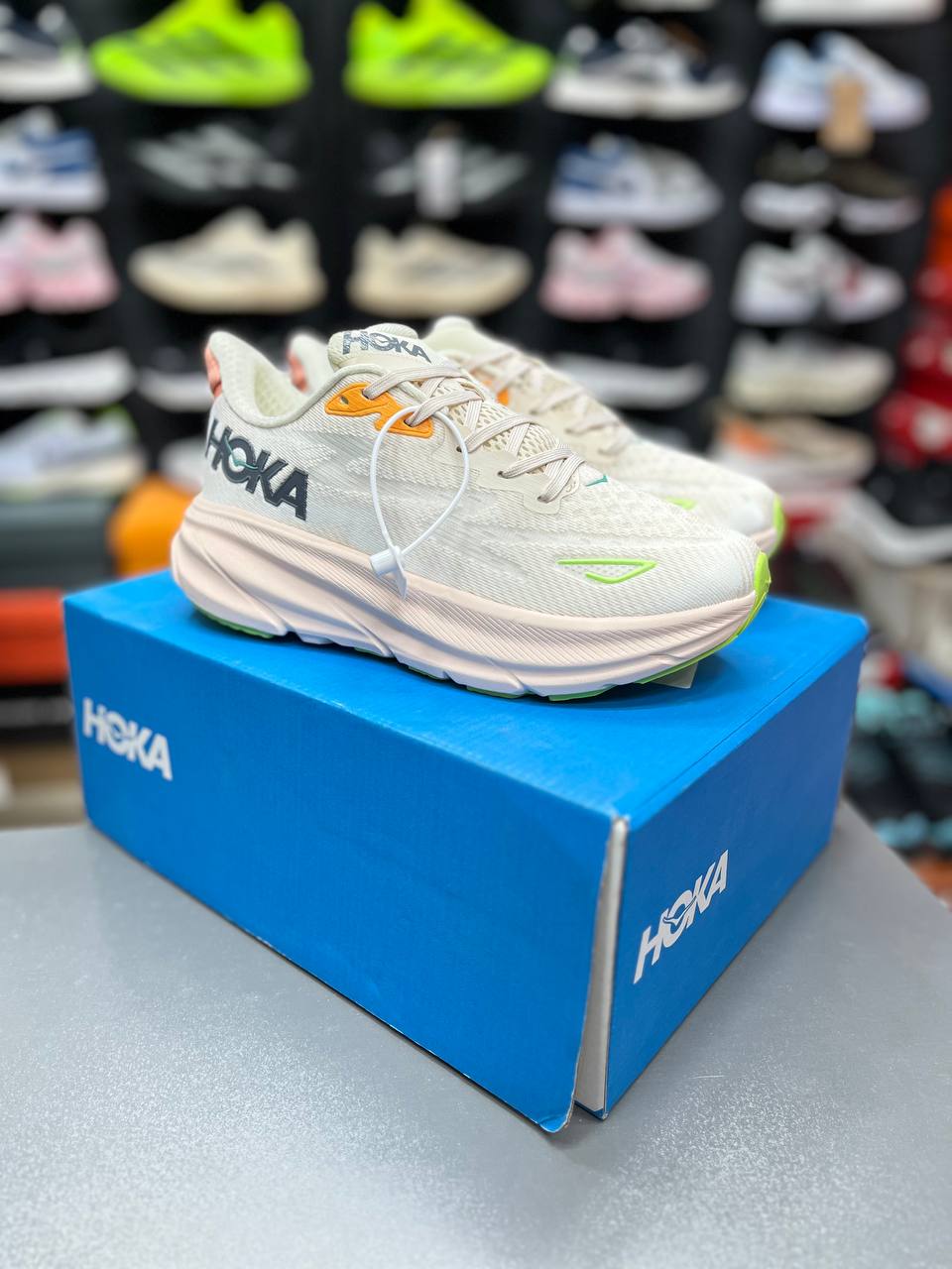 کتونی هوکا کلیفتون 9 مسترکوالیتیHoka Clifton 9ساخت ویتنام وارداتی سایز 40الی ۴۵فروش تکی و عمده ضمانت کیفیت کالا