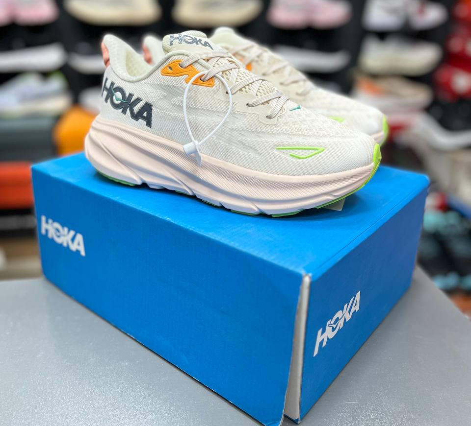 کتونی هوکا کلیفتون 9 مسترکوالیتیHoka Clifton 9ساخت ویتنام وارداتی سایز 40الی ۴۵فروش تکی و عمده ضمانت کیفیت کالا
