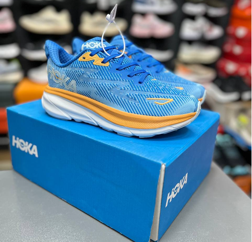 کتونی هوکا کلیفتون 9 مسترکوالیتیHoka Clifton 9ساخت ویتنام وارداتی سایز 40الی ۴۵فروش تکی و عمده ضمانت کیفیت کالا
