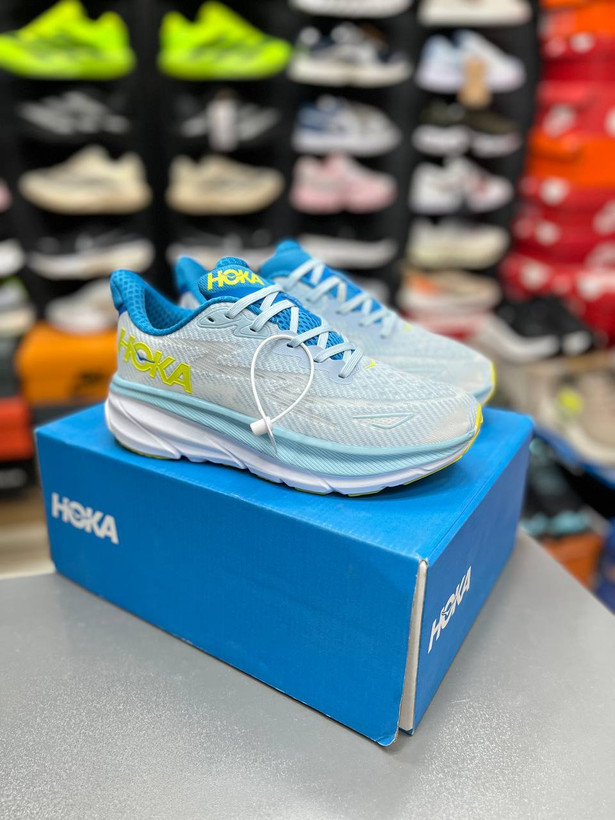 کتونی هوکا کلیفتون 9 مسترکوالیتیHoka Clifton 9ساخت ویتنام وارداتی سایز 40الی ۴۵فروش تکی و عمده ضمانت کیفیت کالا