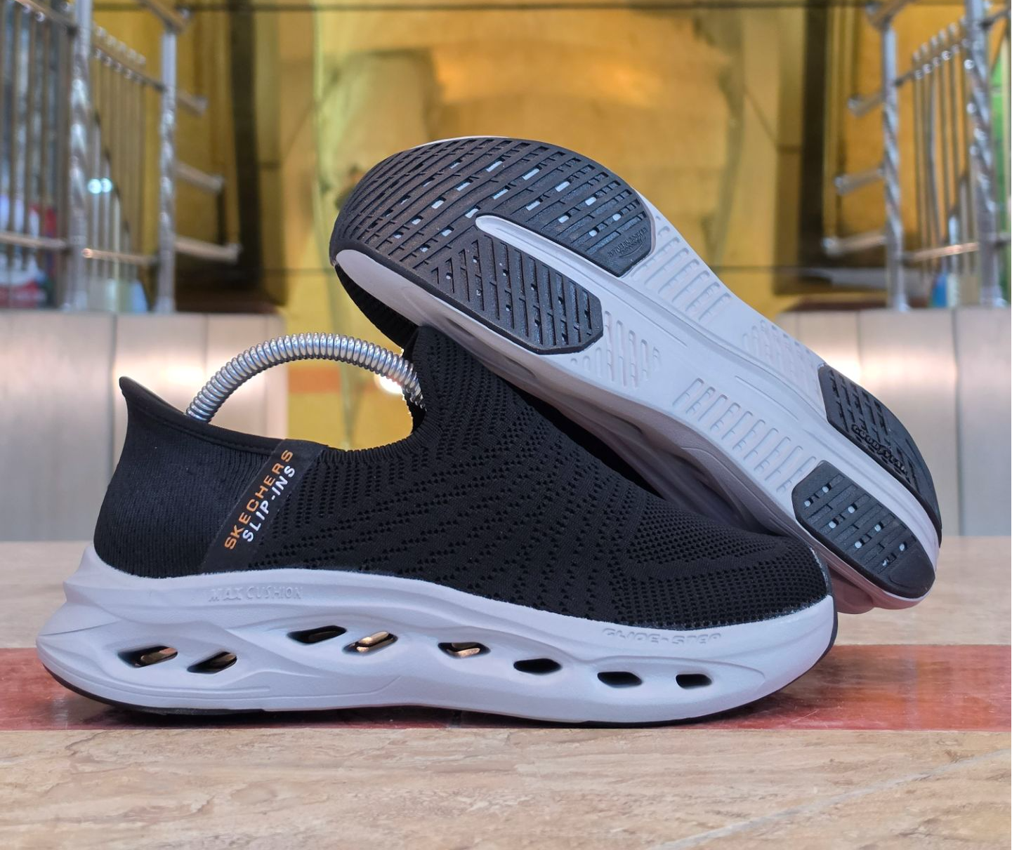 کتونی اسکیچرز بدون بند گو واک مسترکوالیتی /سایز 40 الی 45/Skechers Go Walk/ فروش عمده و تک