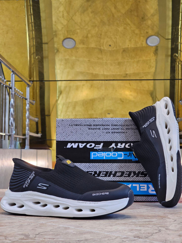 کتونی اسکیچرز اسلیپ مسترکوالیتیSkechers GOwalk Slip-insساخت ویتنام وارداتی کتونی طبی سبک و راحت فروش تکی و عمده سایز ۴۰ الی۴۵ ضمانت کیفیت کالا
