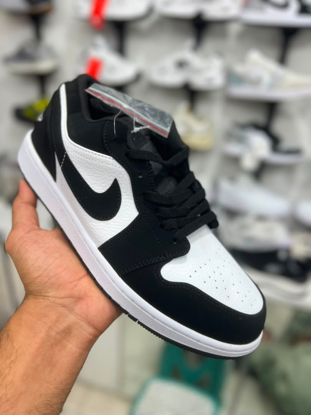 کتونی نایک ایر جردن وان Nike Air Jordan 1ساخت ویتنام وارداتی سایز۴۰ الی ۴۵ فروش تکی و عمده ضمانت کیفیت کالا