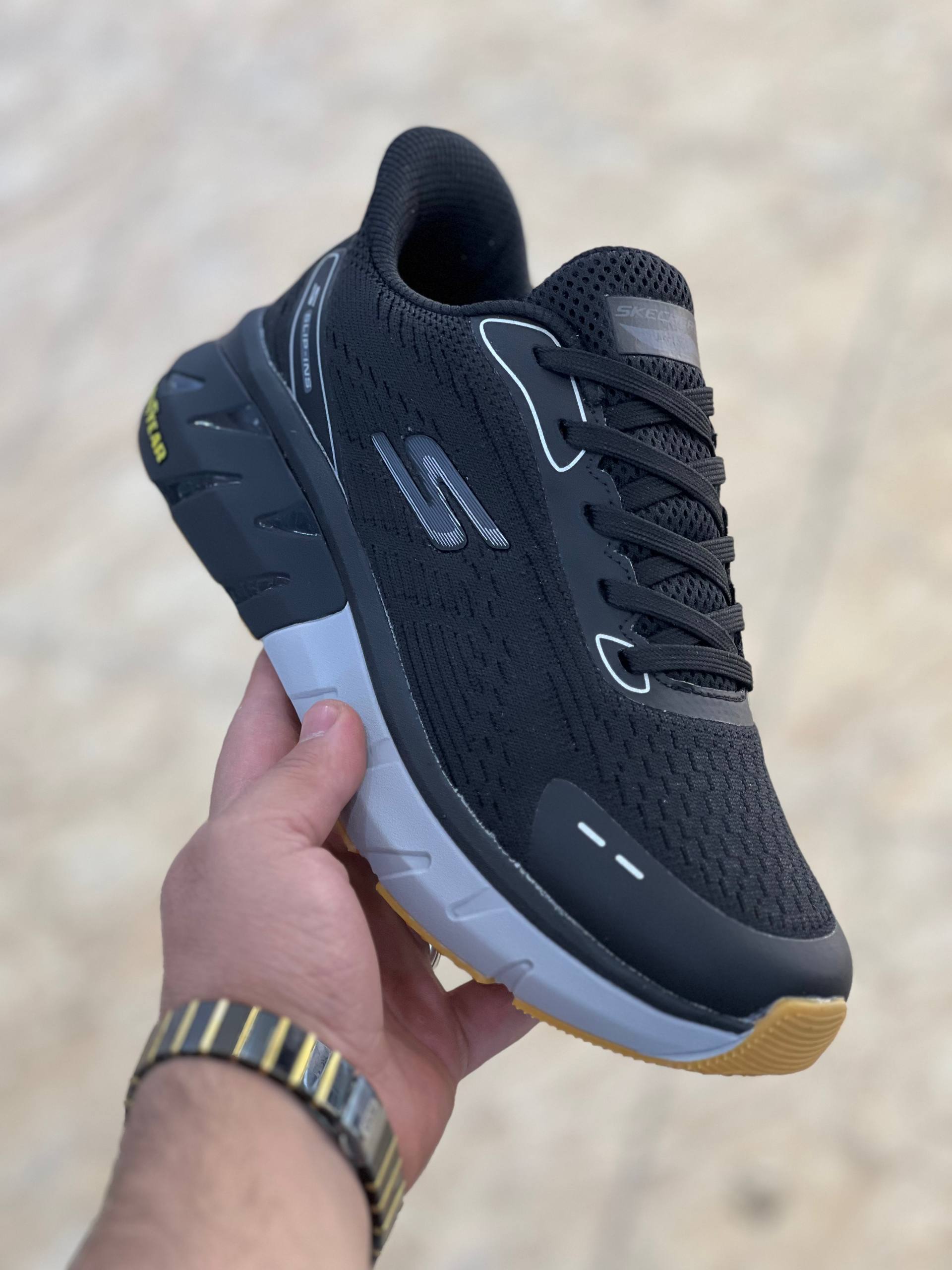 کتونی اسکیچرز آرچ فیت اسلیپ اینز با زیره گود یرSkechers Archfit Slip-insساخت ویتنام وارداتی سایز۴۰ الی ۴۵فروش تکی و عمده ضمانت کیفیت کالا