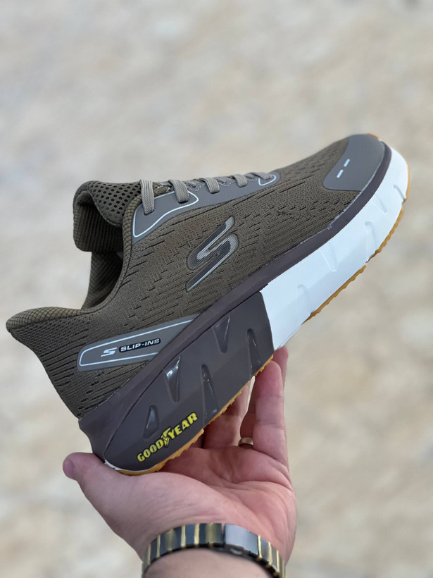 کتونی اسکیچرز آرچ فیت اسلیپ اینز با زیره گودیر مسترکوالیتیSkechers Archfit Slip-insساخت ویتنام وارداتی سایز۴۰ الی ۴۵فروش تکی و عمده ضمانت کیفیت کالا