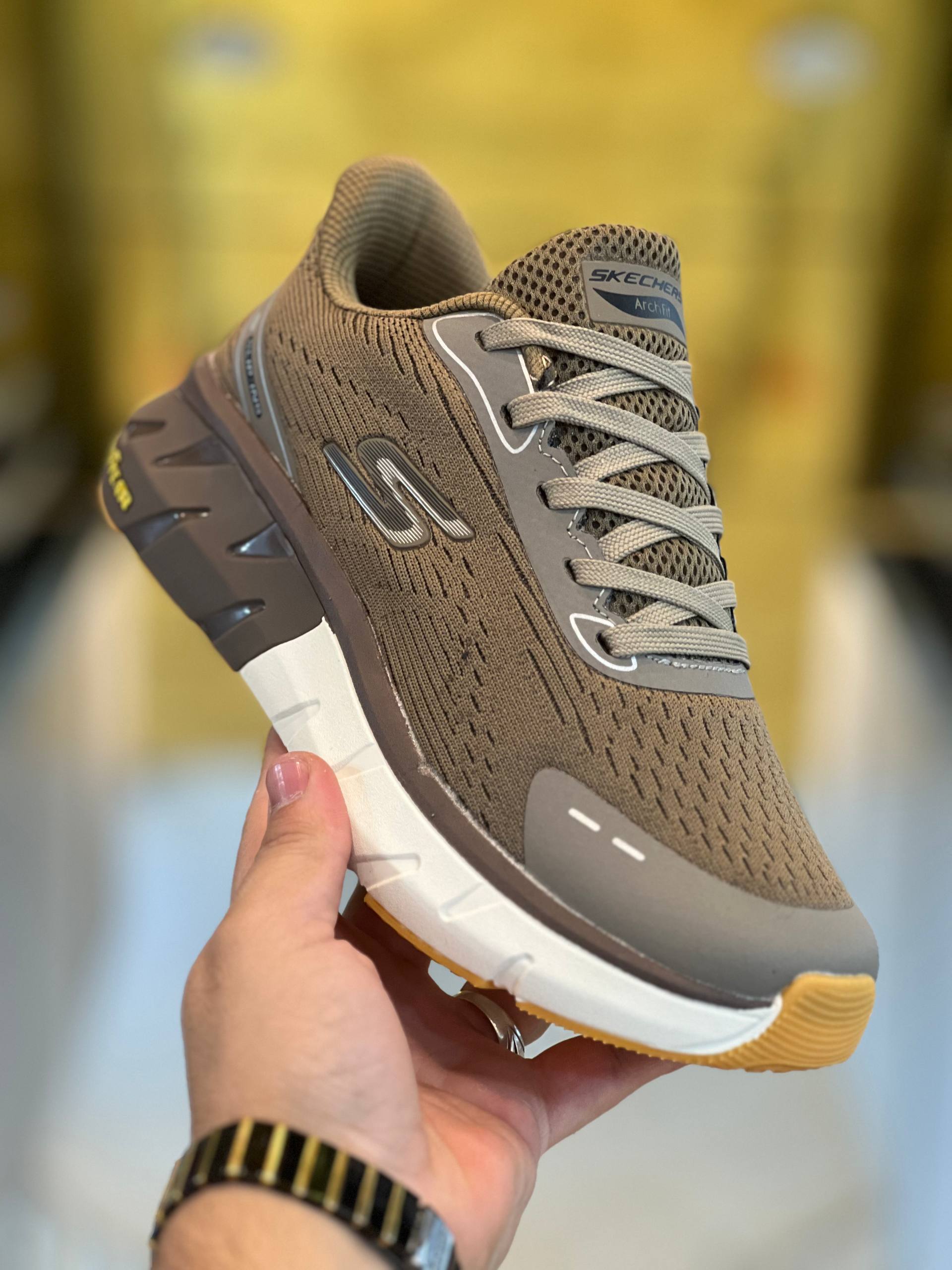 کتونی اسکیچرز آرچ فیت اسلیپ اینز با زیره گود یرSkechers Archfit Slip-insساخت ویتنام وارداتی سایز۴۰ الی ۴۵فروش تکی و عمده ضمانت کیفیت کالا