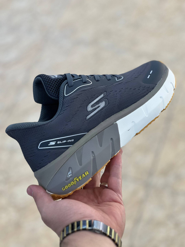 کتونی اسکیچرز آرچ فیت اسلیپ اینز با زیره گودیر مسترکوالیتیSkechers Archfit Slip-insساخت ویتنام وارداتی سایز۴۰ الی ۴۵فروش تکی و عمده ضمانت کیفیت کالا