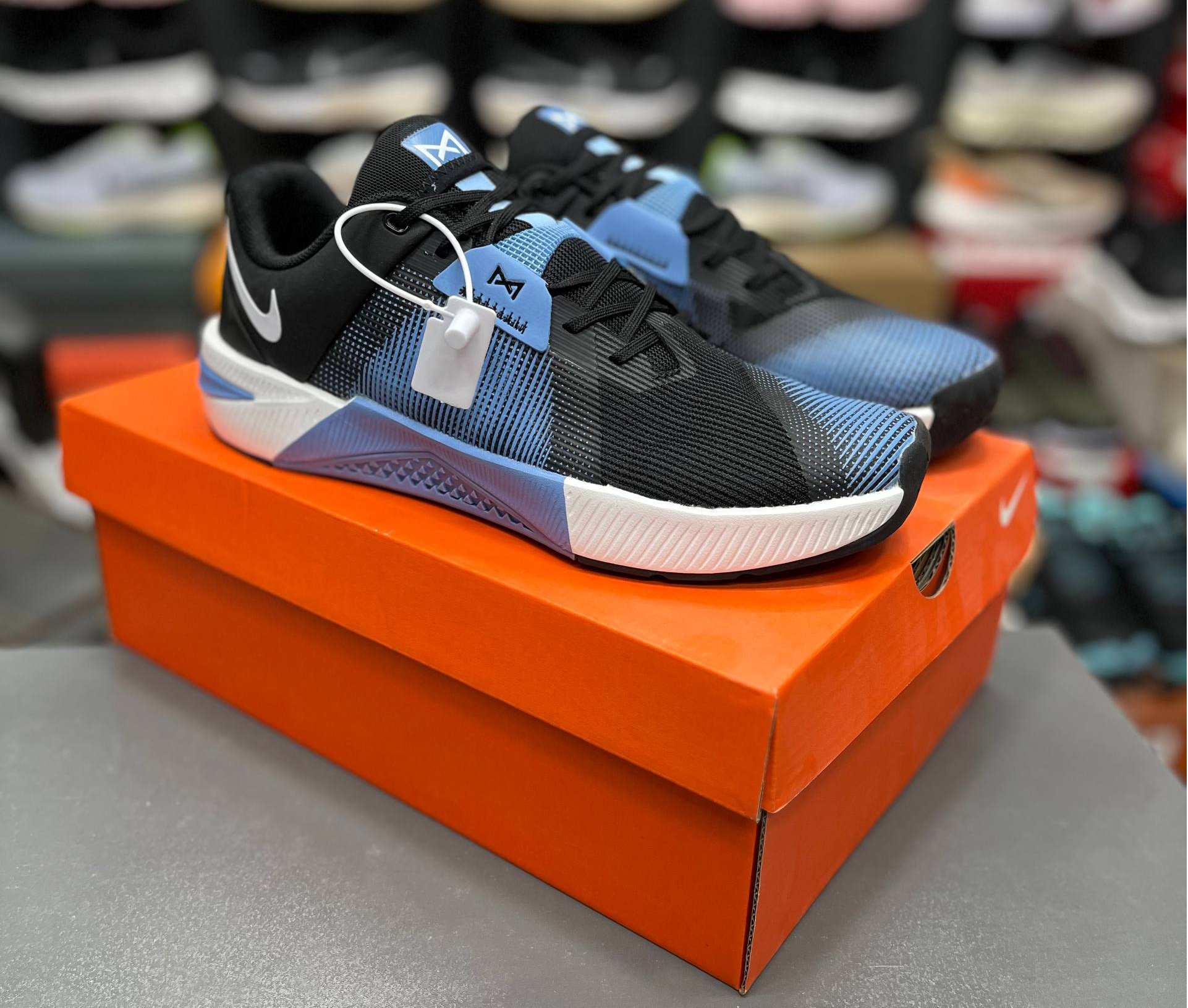 کتونی نایک متکان ۱۰ مسترکوالیتی Nike Metcon ۱۰ساخت ویتنام وارداتی سایز۳۷ الی ۴۵ ست زنانه و مردانه فروش تکی و عمده ضمانت اصالت کالا بالاترین کیفیت پایین ترین قیمت
