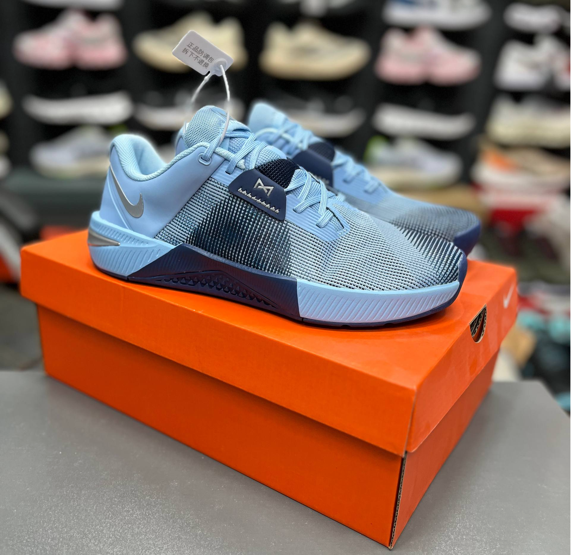 کتونی نایک متکان ۱۰ مسترکوالیتی Nike Metcon ۱۰ساخت ویتنام وارداتی سایز۳۷ الی ۴۵ ست زنانه و مردانه فروش تکی و عمده ضمانت اصالت کالا بالاترین کیفیت پایین ترین قیمت