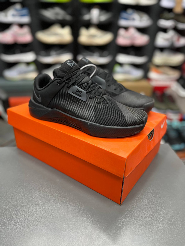 کتونی نایک متکان ۱۰ مسترکوالیتی Nike Metcon ۱۰ساخت ویتنام وارداتی سایز۳۷ الی ۴۵ ست زنانه و مردانه فروش تکی و عمده ضمانت اصالت کالا بالاترین کیفیت پایین ترین قیمت