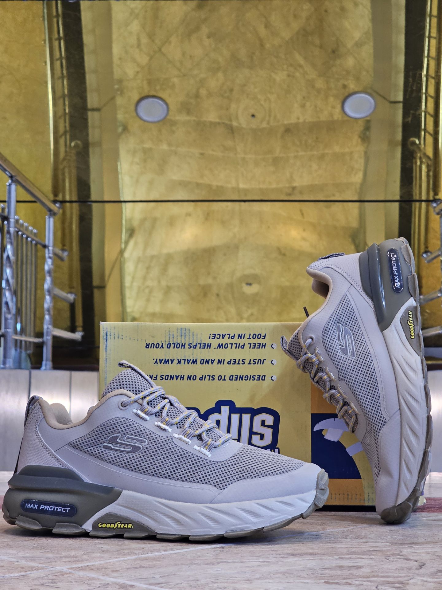 کتونی اسکیچرز مکس پروتکت مسترکوالیتیSkechers Max Protectساخت ویتنام وارداتی سایز ۴۰ الی ۴۵بالاترین کیفیت پایین ترین قیمت ضمانت اصالت کالا فروش تکی و عمده