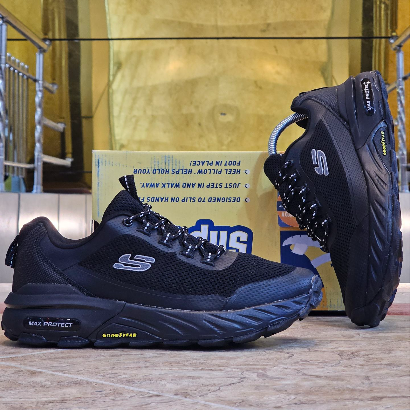 کتونی اسکیچرز مکس پروتکت مسترکوالیتیSkechers Max Protectساخت ویتنام وارداتی سایز ۴۰ الی ۴۵بالاترین کیفیت پایین ترین قیمت ضمانت اصالت کالا فروش تکی و عمده