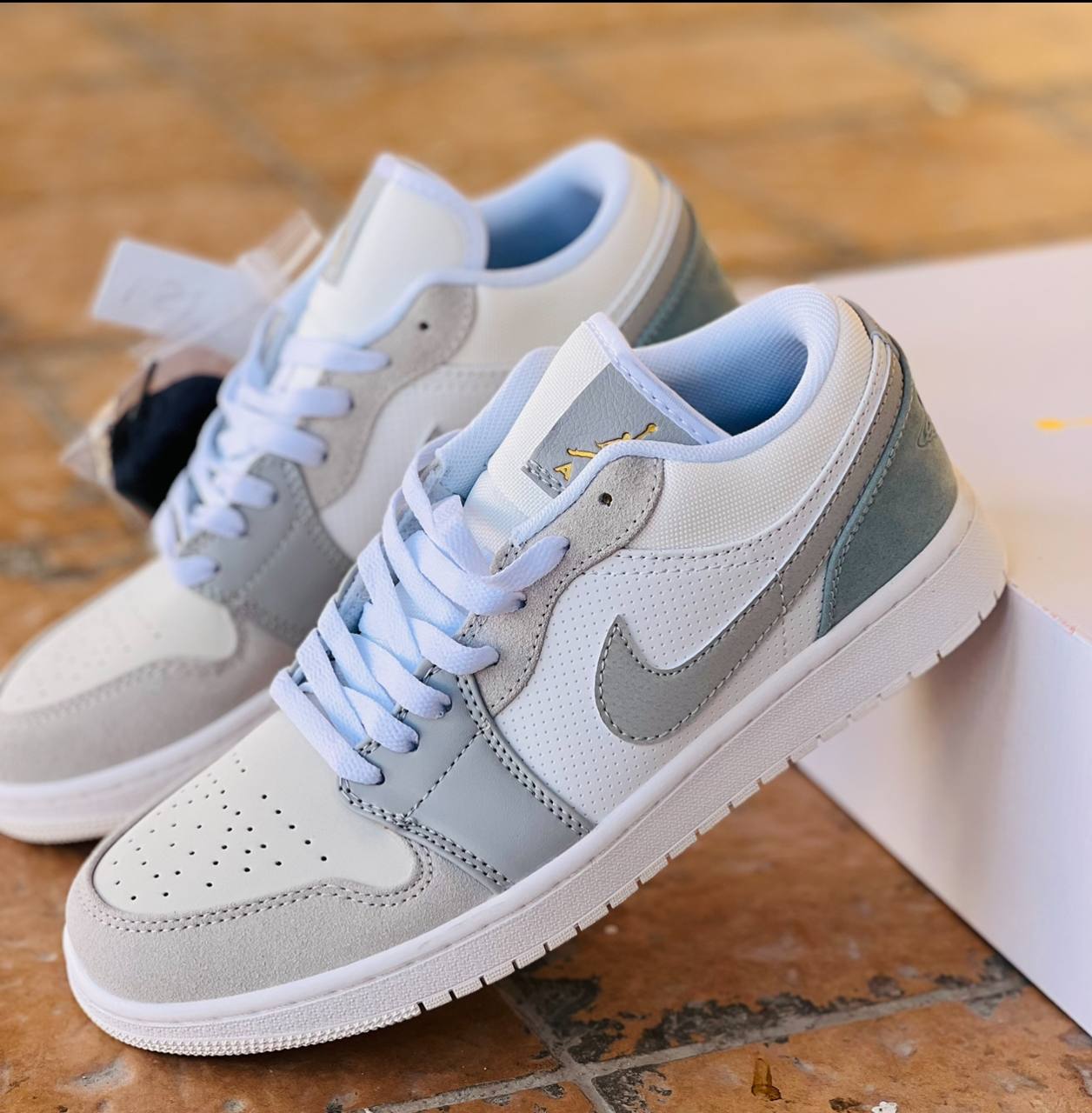 نایک ایرجردن وان مسترکوالیتی Nike Air Jordan 1ساخت ویتنام وارداتی سایز37الی ۴۵ فروش تکی و عمده ضمانت اصالت کالا پایین ترین قیمت بالاترین کیفیت