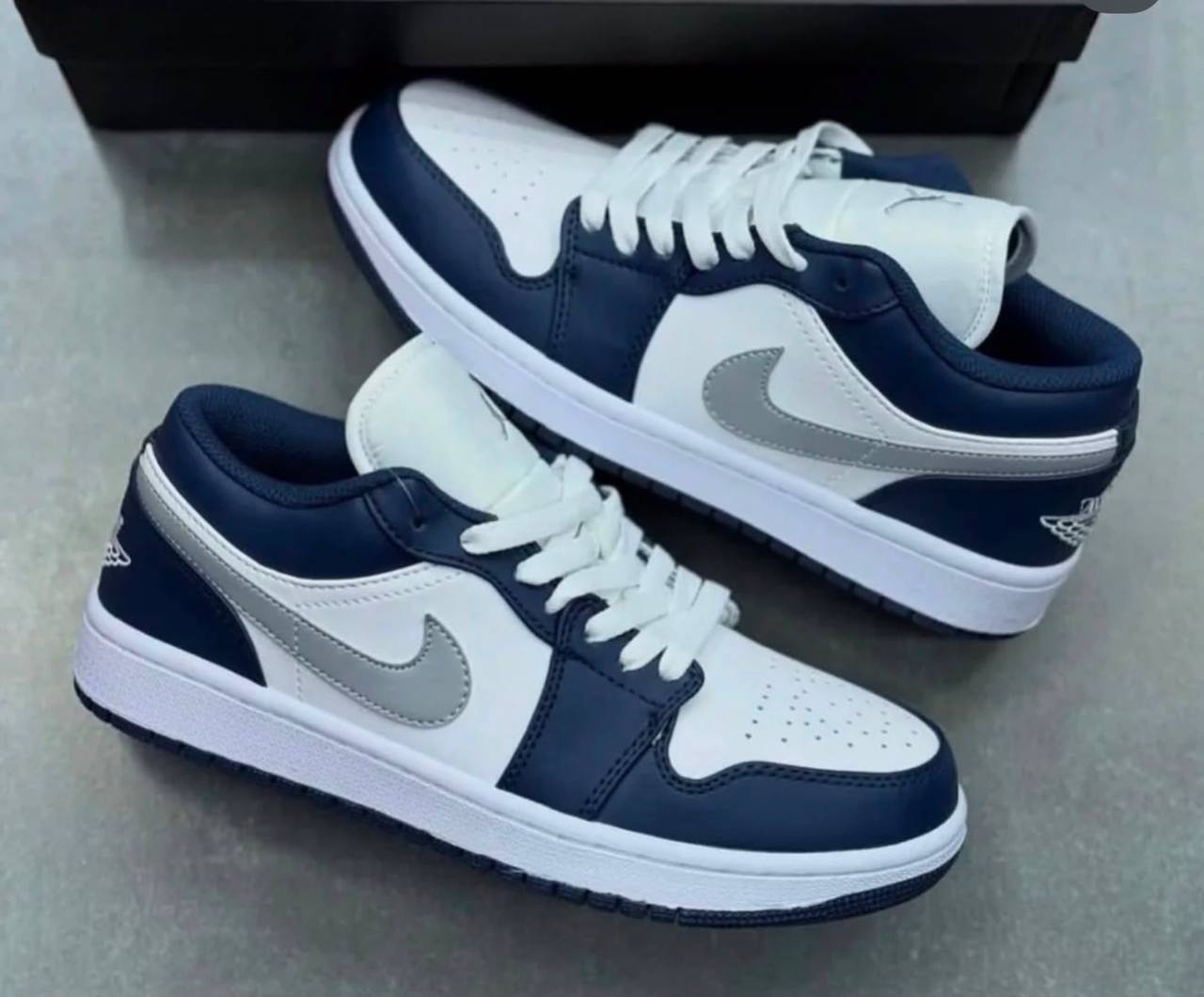 نایک ایرجردن وان مسترکوالیتی Nike Air Jordan 1ساخت ویتنام وارداتی سایز37الی ۴۵ فروش تکی و عمده ضمانت اصالت  کالا پایین ترین قیمت بالاترین کیفیت
