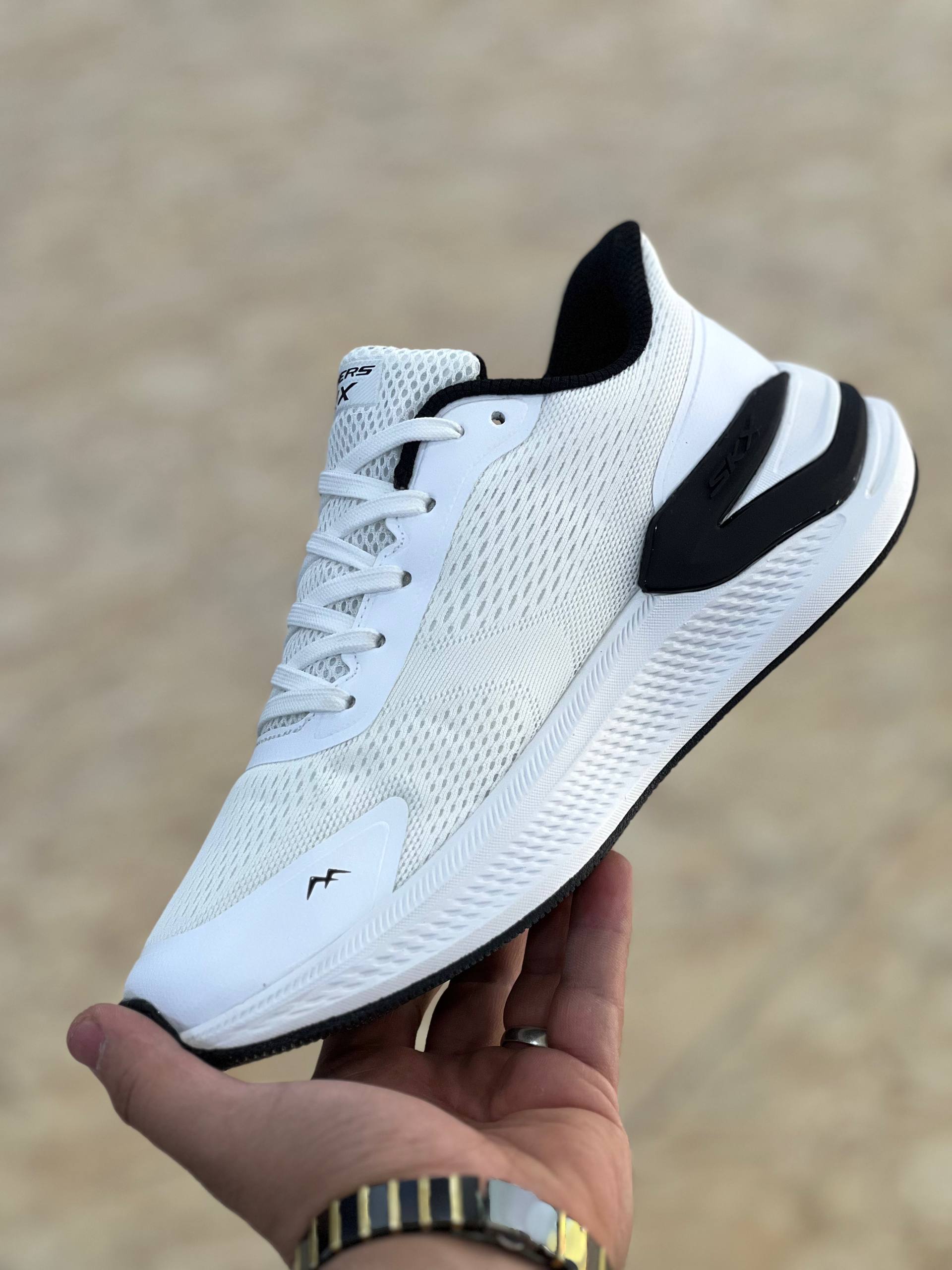 کتونی اسکیچرزSKXمسترکوالیتی Skechers SKXساخت ویتنام وارداتی سایز40الی ۴۵فروش تکی و عمده ضمانت اصالت کالا بالاترین کیفیت درجه ۱