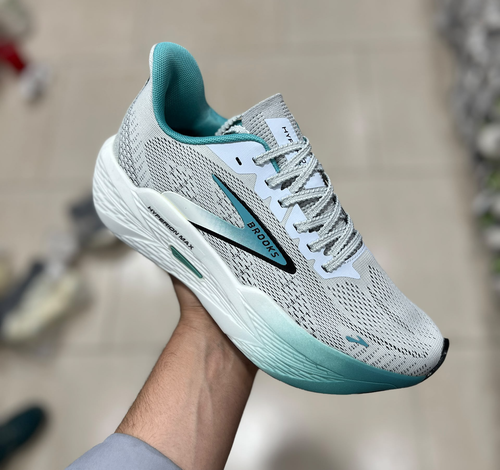 کتونی بروکس هایپریون مکس مسترکوالیتی Brooks Hyperion Maxساخت ویتنام وارداتی سایز۴۰الی ۴۵فروش تکی و عمده ضمانت کیفیت کالا