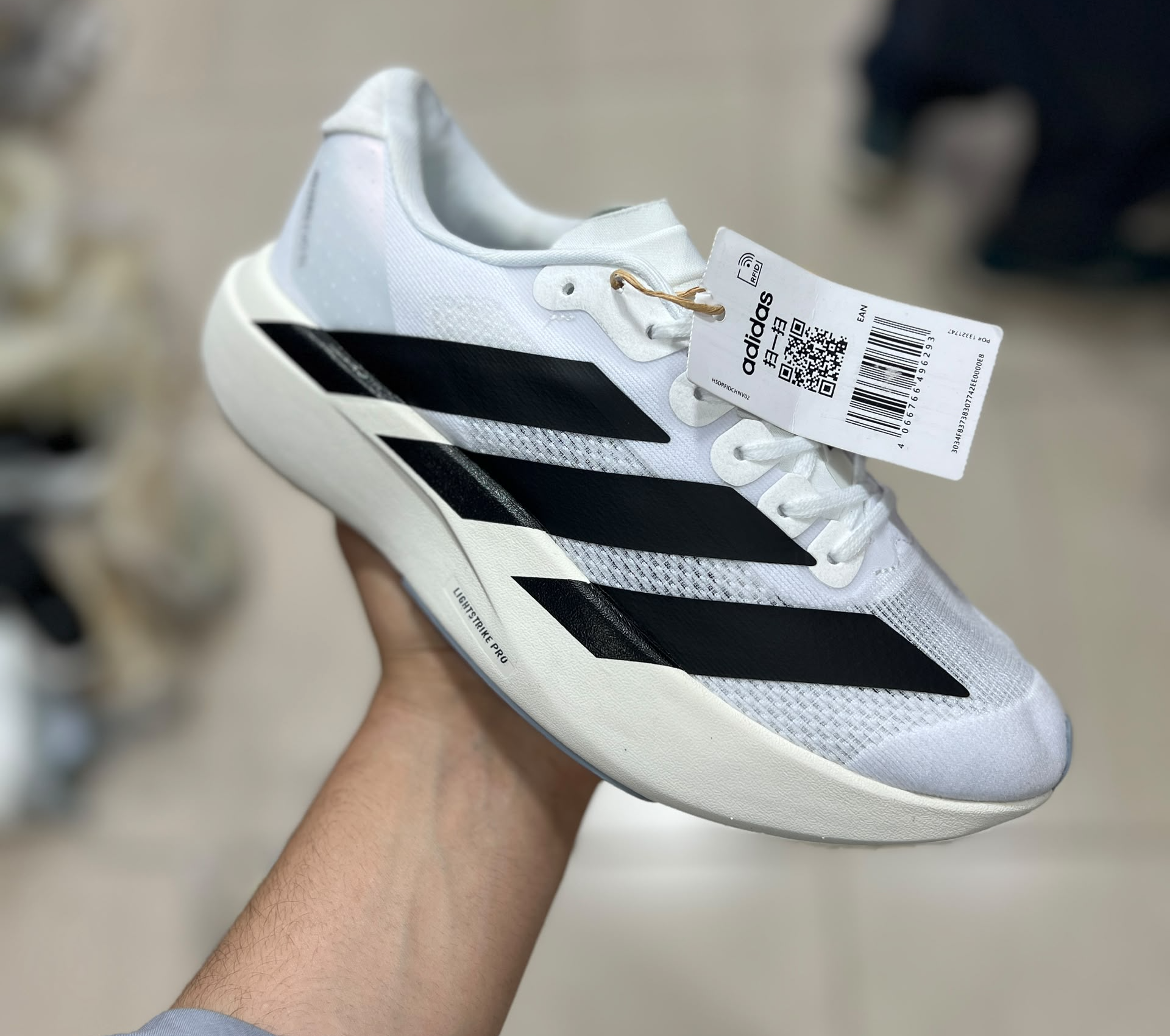 کتونی ادیداس آدیزیرو Adidas Adizero EVOSLساخت ویتنام وارداتی سایز ۴۰الی ۴۵ضمانت کیفیت کالا فروش تکی و عمده