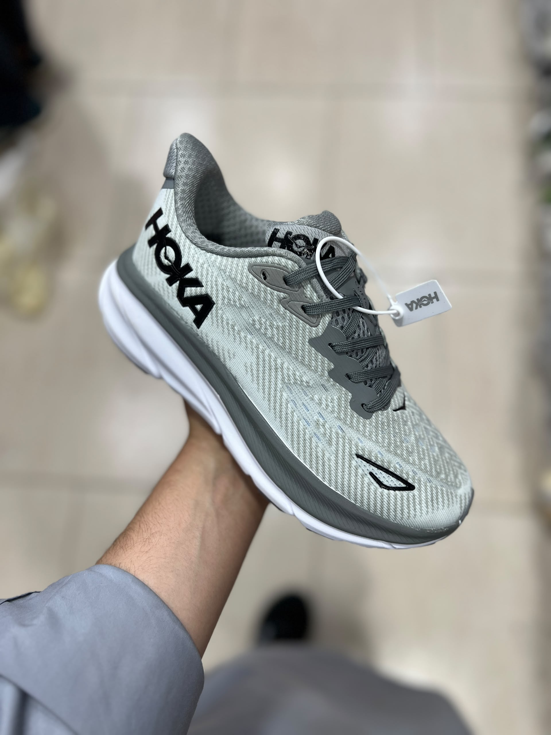 کتونی وارداتی هوکا کلیفتون۹مسترکوالیتی Hoka Cliftonساخت ویتنام سایز ۴۰الی ۴۵ فروش تکی وعمده ضمانت کیفیت کالا