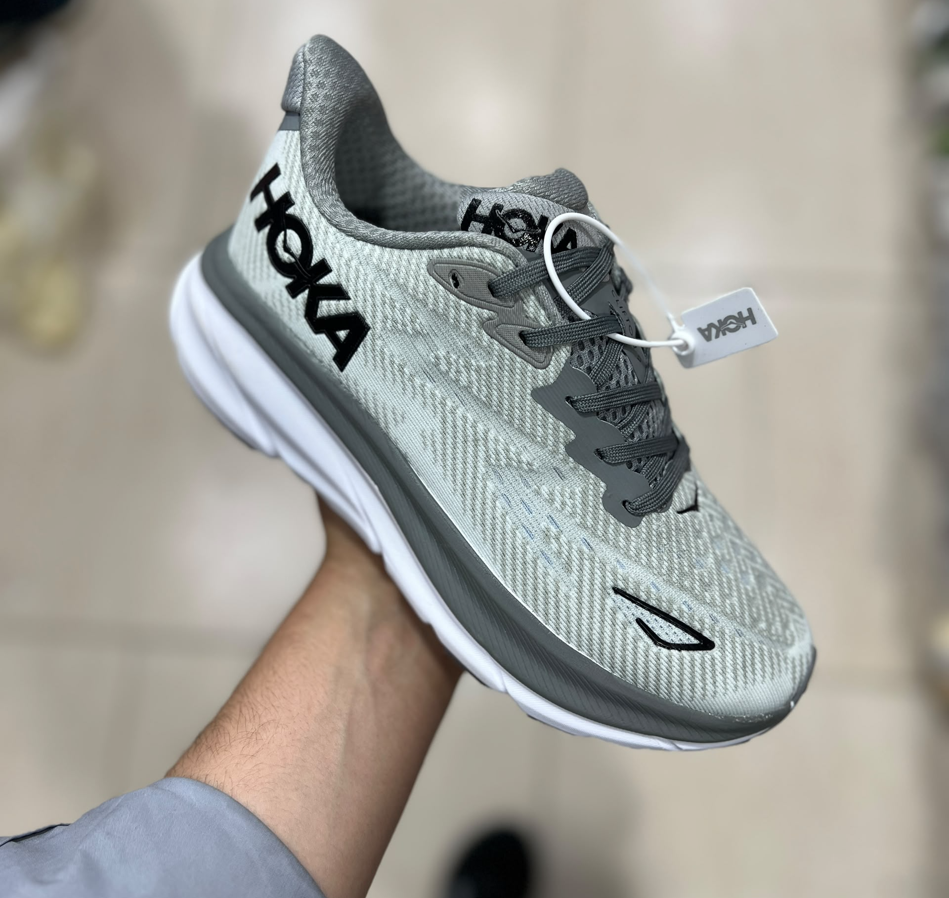 کتونی وارداتی هوکا کلیفتون۹مسترکوالیتی Hoka Cliftonساخت ویتنام سایز ۴۰الی ۴۵ فروش تکی وعمده ضمانت کیفیت کالا