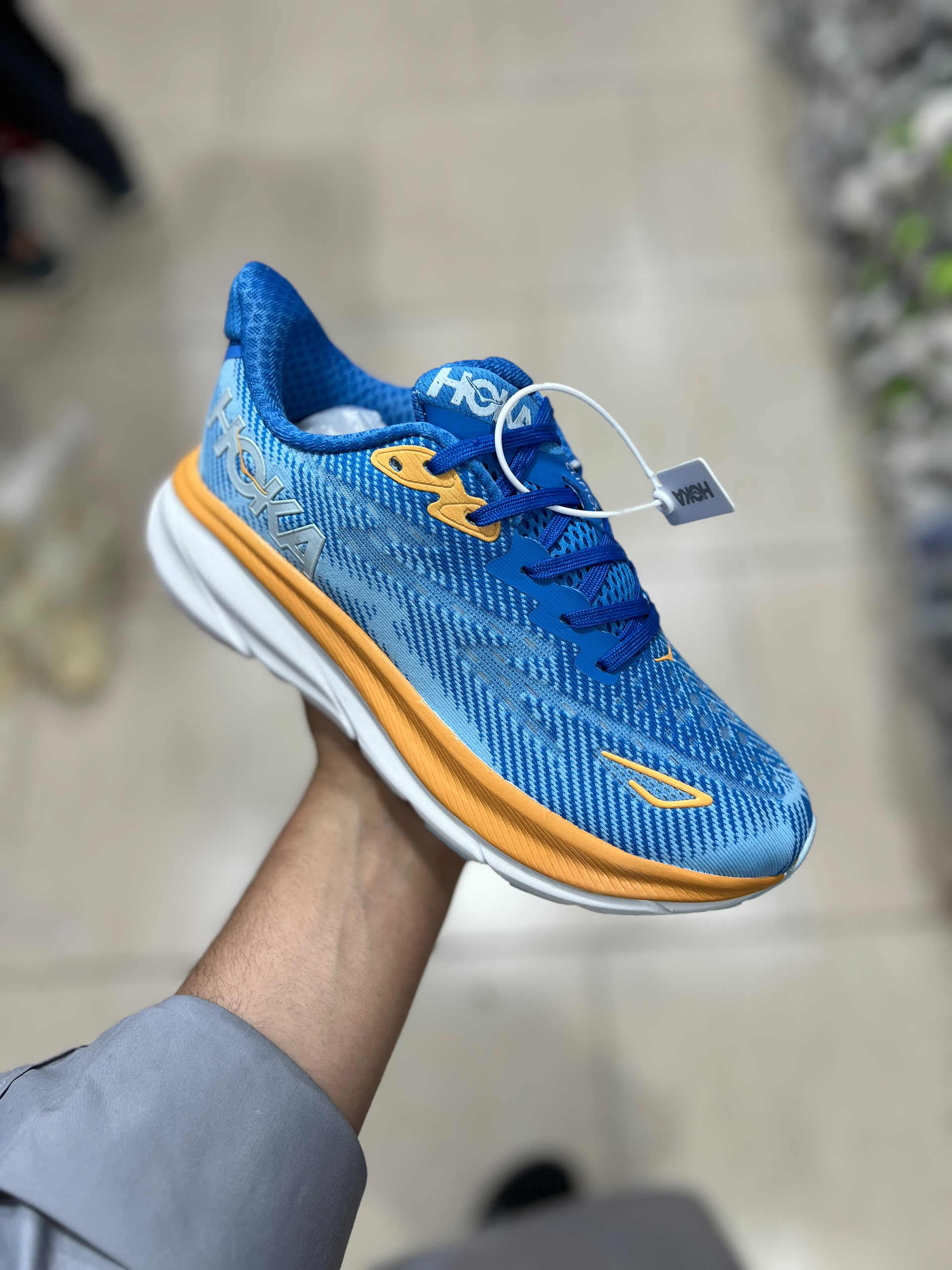 کتونی وارداتی هوکا کلیفتون۹مسترکوالیتی Hoka Cliftonساخت ویتنام سایز ۴۰الی ۴۵ فروش تکی وعمده ضمانت کیفیت کالا